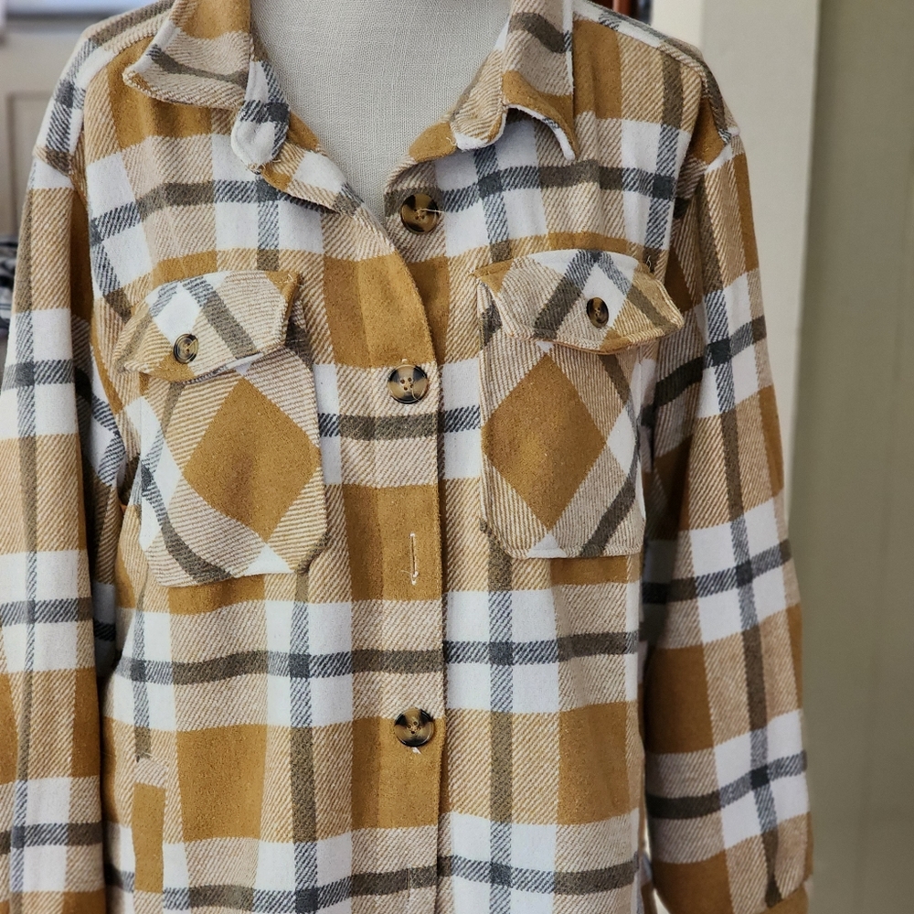2 Plaid Shackets